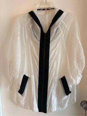 DESIGN TODAY’S White & Black Sheer Short Sleeve Zip up Jacket! Unique!